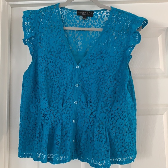 Adorable blue lace top with slight peplum. - Picture 3 of 4